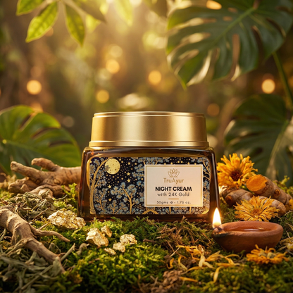Crème de nuit anti-âge ayurvédique à l'or 24 carats, à l'huile de bakuchi, au safran et au curcuma