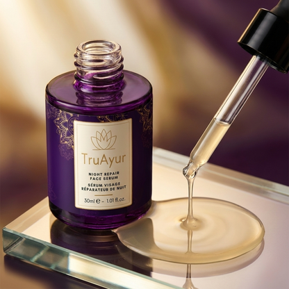 Sérum visage multi-peptides Night Repair pour booster le collagène, hydrater intensément et redonner de l'éclat à la peau