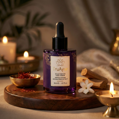 Sérum visage multi-peptides Night Repair pour booster le collagène, hydrater intensément et redonner de l'éclat à la peau